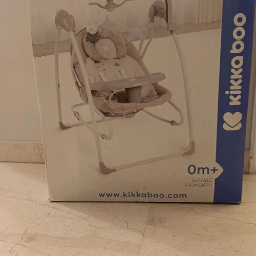 Electric baby cot like new, relax