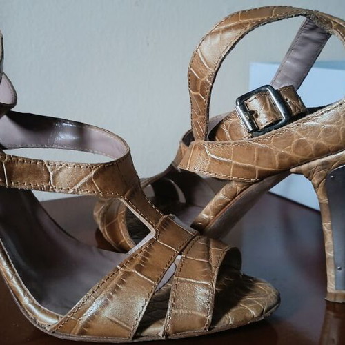 Gianfranco Ferre Croco Leather Sandals Size 37 Like New