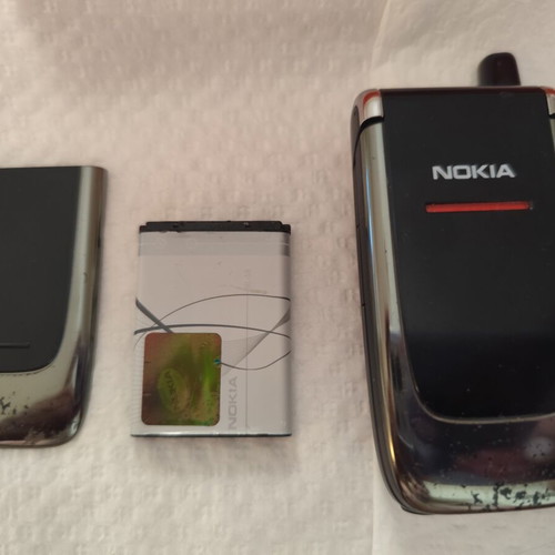 Nokia 6060 used with white screen issue