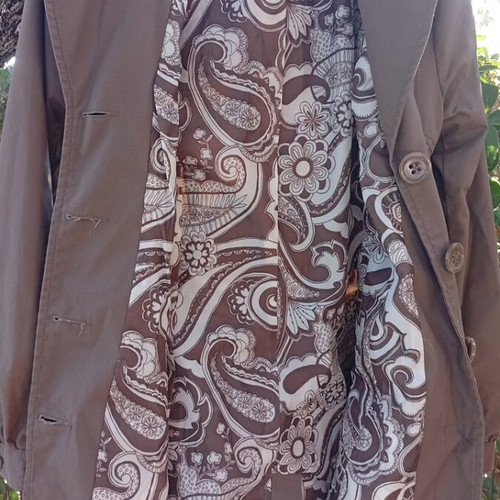 Trench coat H&M like new, size 40, with pockets and belt