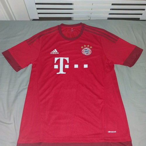 Bayern Munich 2015-16 jersey new, size L