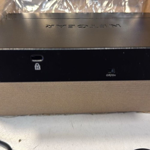 Netgear GS308 v.3 8 Port 10/100/1000 Switch New