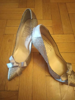 Pedro Garcia pumps like new, silver, size 37