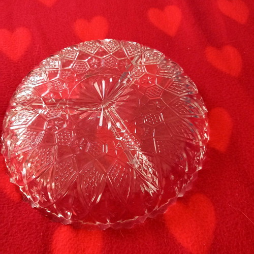 Glass dish three-section like new