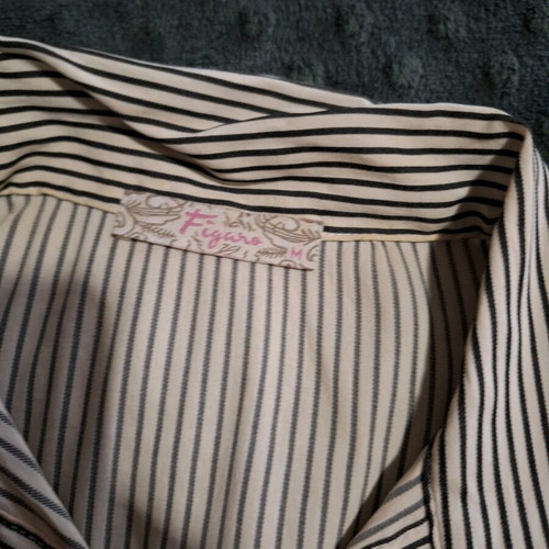 Women's shirt-blouse medium used