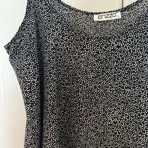 Polka dot blouse size large, thin airy fabric
