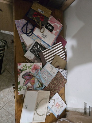 Gift bags in excellent condition