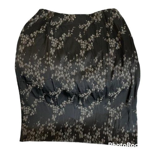 Midi skirt St. Michael Marks & Spencer with floral pattern used