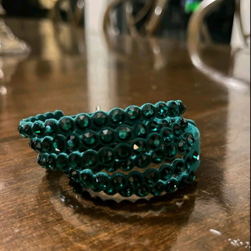 Βραχιόλι Swarovski καινούργιο με δέρμα και κρύσταλλα σε σμαραγδί χρώμα