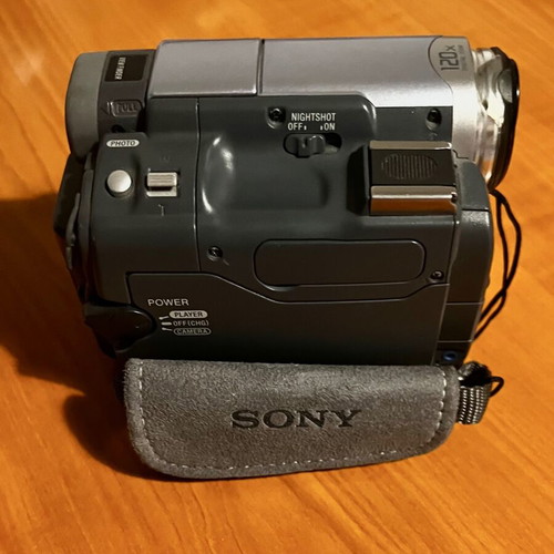 Sony Handycam DCR-TRV digital camcorder like new with accessories