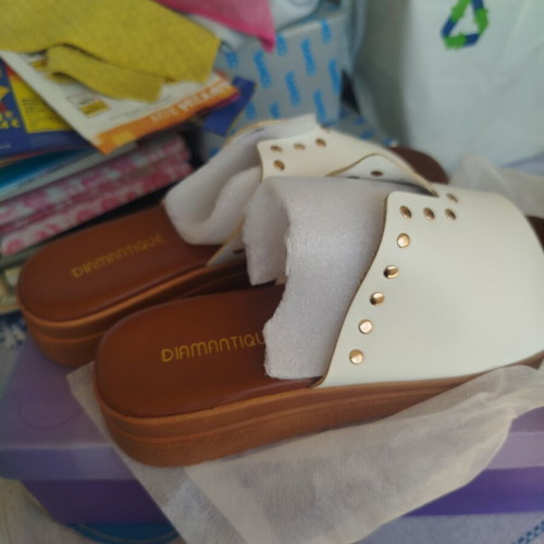 Diamantique Women's Anatomical Flatform Sandals White Size 38 New