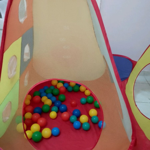 Children's play tent 2 in 1 with basketball hoop, ball pool and 100+ colorful balls used