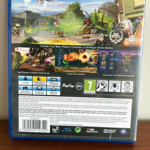 Plants vs Zombies Garden Warfare PS4 used, box only