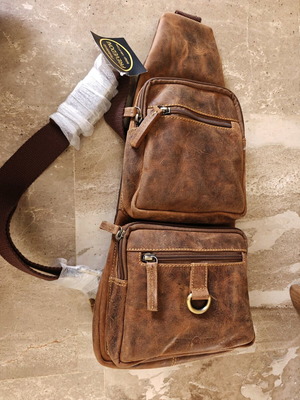 Leather crossbody bag brown new Green burry