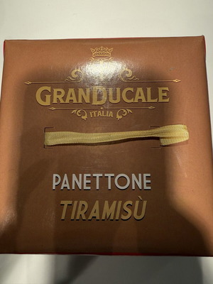 Granducale Κέικ Panettone με κρέμα Τιραμισού και κομμάτια σοκολάτας 750g καινούργιο