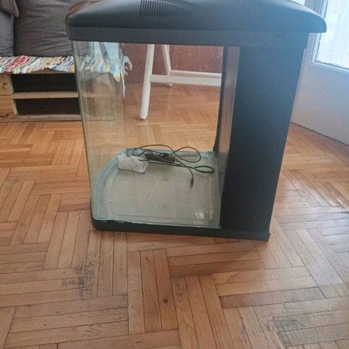 Aquarium like new in excellent condition