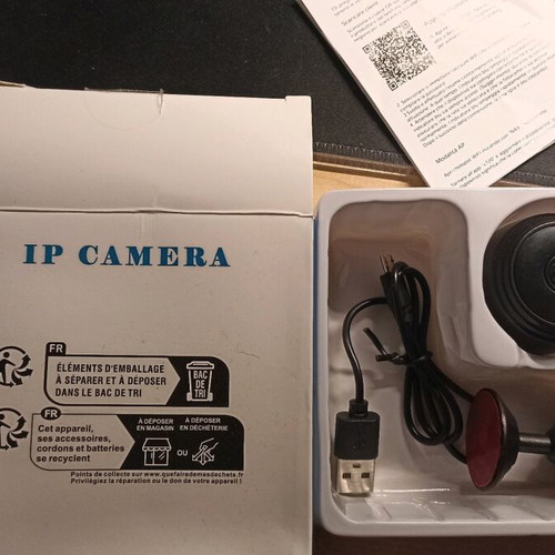 Mini WiFi IP camera security like new