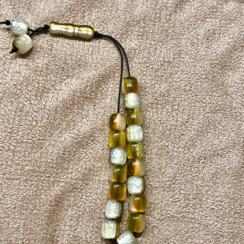 Two-tone worry beads in white and honey shades like new
