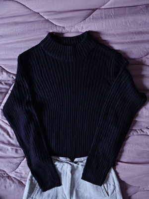 Black basic ribbed blouse H&M size S like new