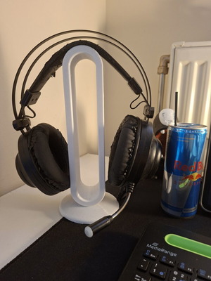 Headphone holder 3D printed with eco-friendly PLA filament like new