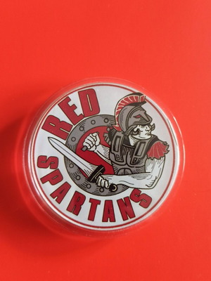 Olympiakos pin or magnet 6x6 cm new