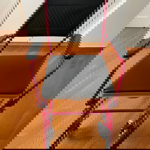 Νοσοκομειακό ηλεκτρικό κρεβάτι και αμαξίδιο μπάνιου σαν καινούργιο