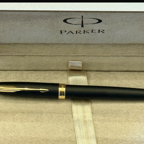 Parker pen set like new