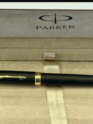 Parker pen set like new