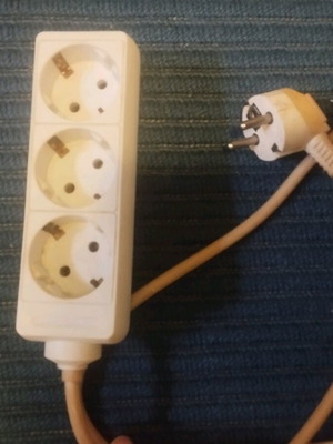 Power strip used with 1.5 meter cable