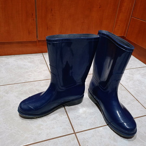 Women's blue galoshes size 39 like new