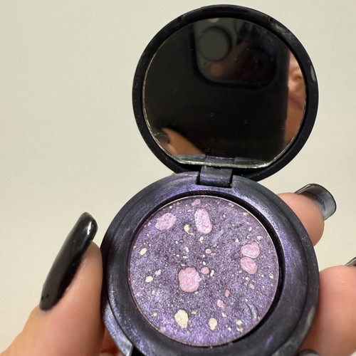 Adriana Karembeu Paris eyeshadow brand new, shimmery marble purple