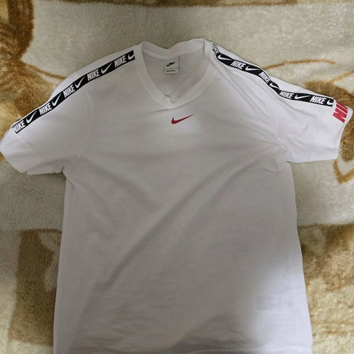 Nike short-sleeve white shirt size Large like new