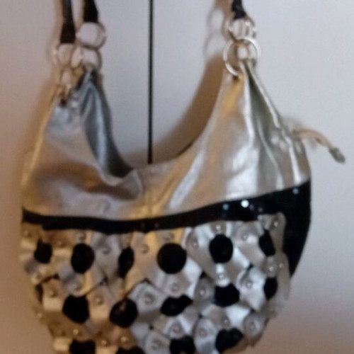 Handbags used, various