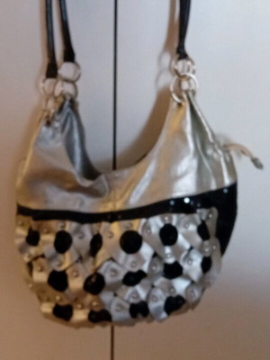 Handbags used, various