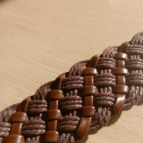 Adjustable woven belt brown like new