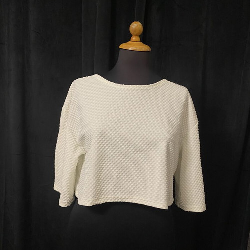 T-shirt cropped white color size M new