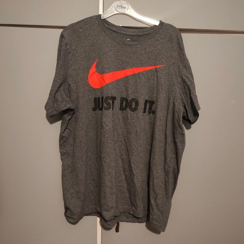 Nike men's shirt new, size L