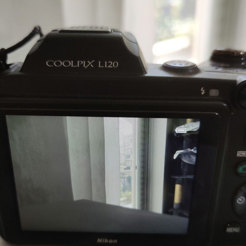 Nikon Coolpix L120 compact camera, 14.1MP, 21x optical zoom
