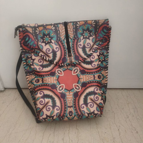 Backpack like new, multicolor