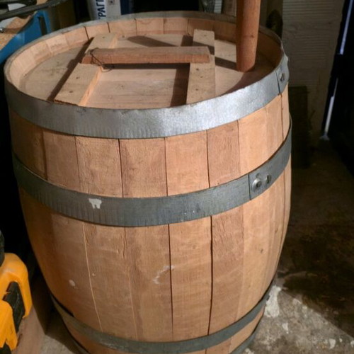 Wooden wine barrel new unused