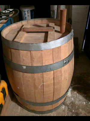 Wooden wine barrel new unused