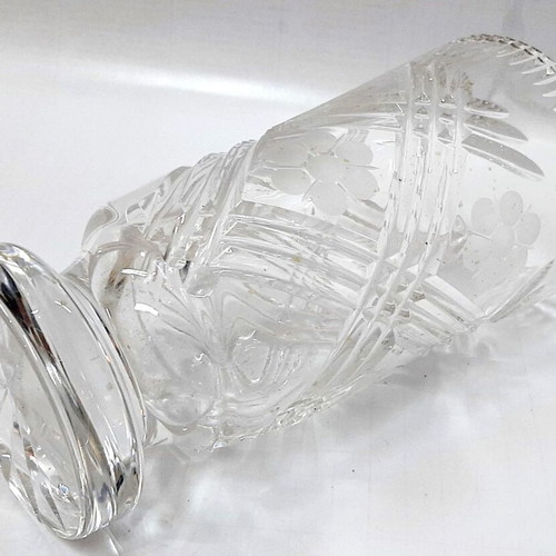 Czech Cut Crystal Vase like new, 18.5 cm, floral motifs