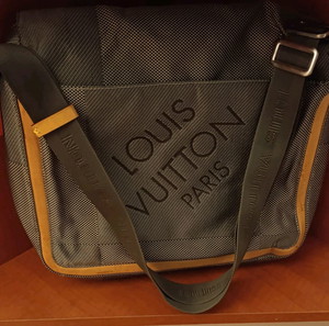 Τσάντα υπολογιστή Louis Vuitton