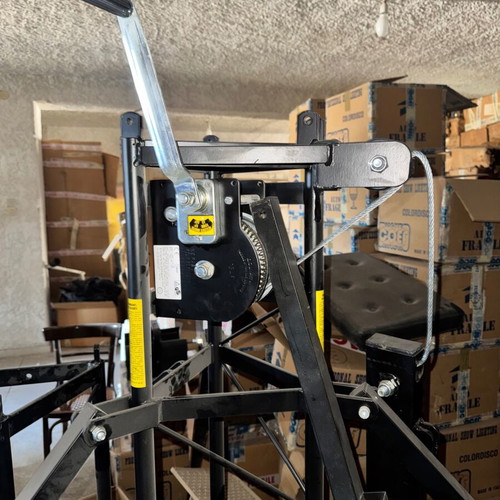 Crane for Truss Stage Setup like new