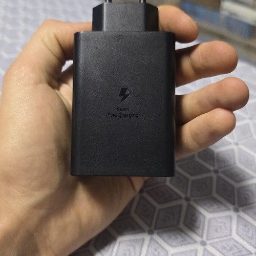 Samsung Trio charger 65W like new