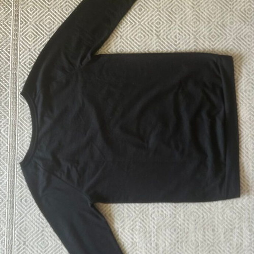 H&M “LA Girl” Long Sleeves T-shirt like new, size XS