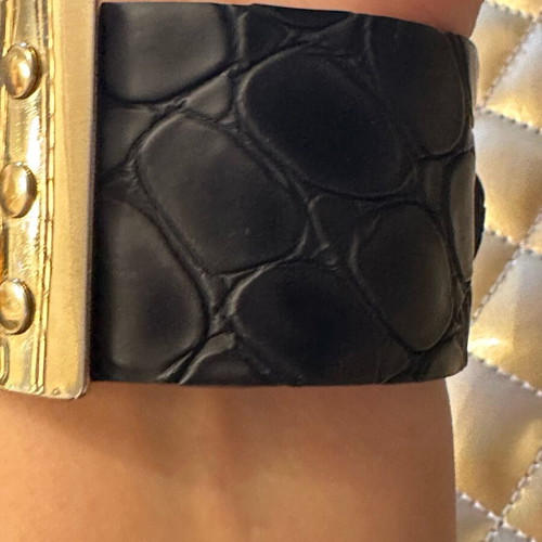 Leather bracelet with gold clasp Waggon Paris like new, black and gold