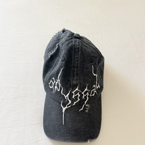 H.M Hat like new, gray, sizes S and M