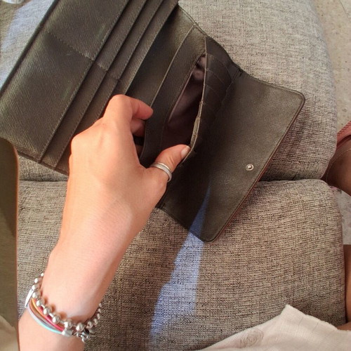 DKNY Leather Wallet Brown like new vintage distressed look
