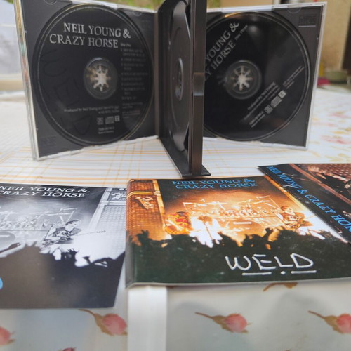 Neil Young & Crazy Horse Arc/Weld 3CD live album